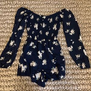 Hollister blue floral romper, super cute and flattering, perfect for summer